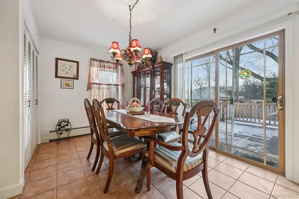 375 Laurel Road Pearl River NY 10965