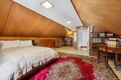 375 Laurel Road Pearl River NY 10965