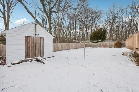 375 Laurel Road Pearl River NY 10965