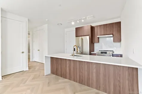 100 E Putnam Avenue Greenwich CT 06807