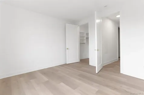 100 E Putnam Avenue Greenwich CT 06807