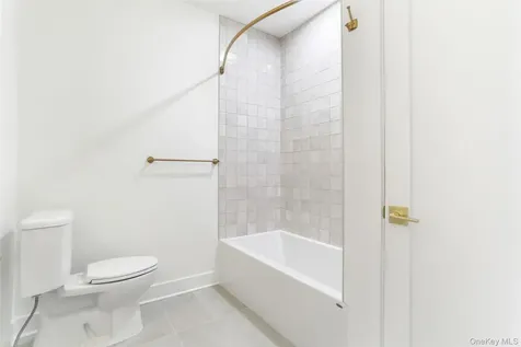 100 E Putnam Avenue Greenwich CT 06807