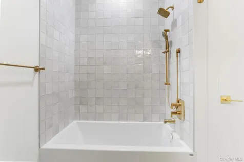 100 E Putnam Avenue Greenwich CT 06807