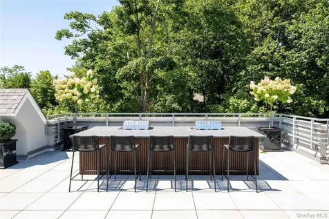 100 E Putnam Avenue Greenwich CT 06807