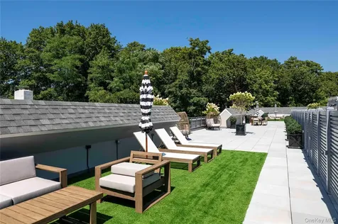 100 E Putnam Avenue Greenwich CT 06807