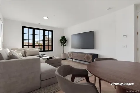 100 E Putnam Avenue Greenwich CT 06807