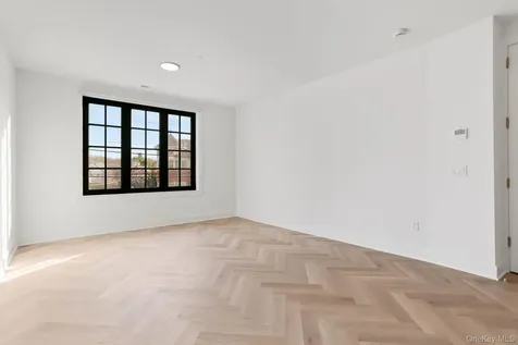 100 E Putnam Avenue Greenwich CT 06807