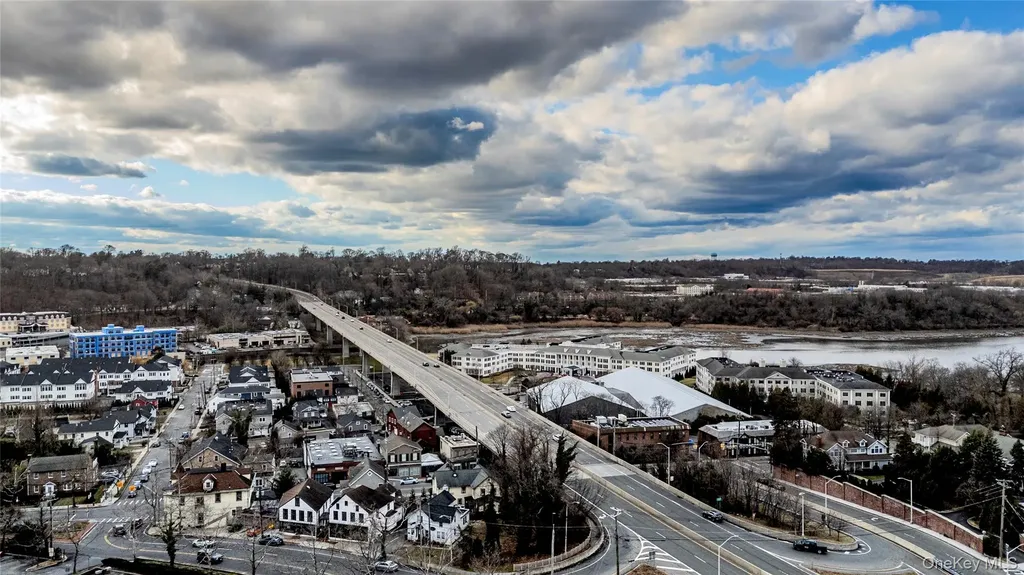 15 Sinclair Martin Drive Roslyn NY 11576