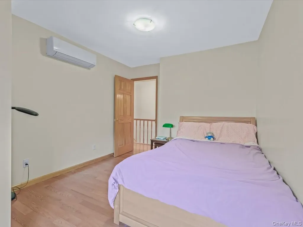 11109 75th Road Forest Hills NY 11375