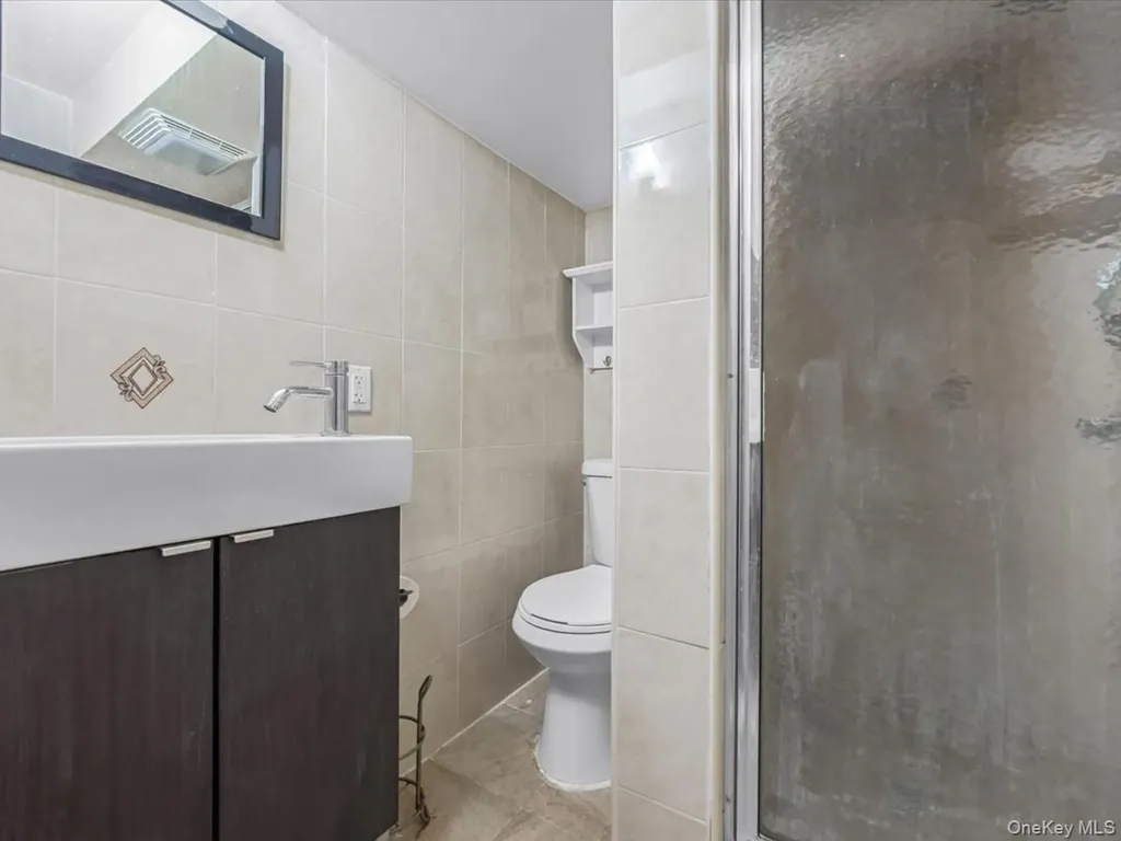 11109 75th Road Forest Hills NY 11375