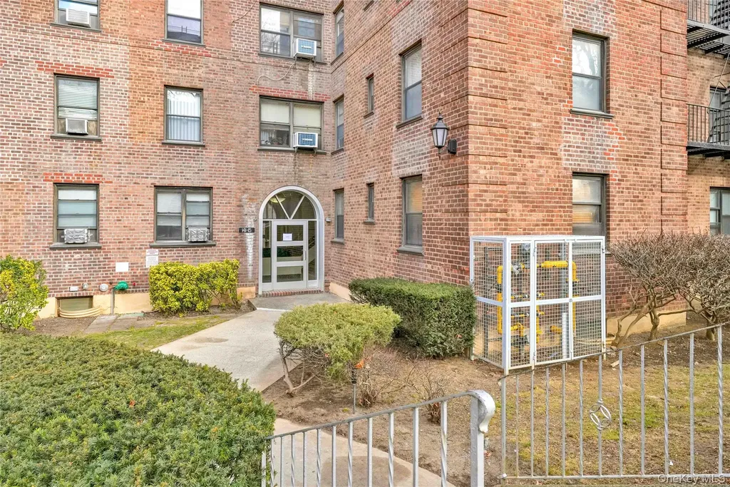 141-15 28th Avenue Flushing NY 11354