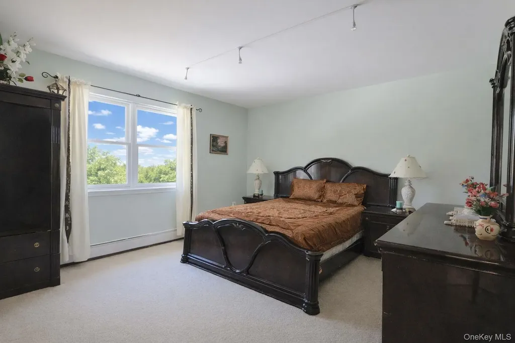 9 Mount Ridge Court Monroe NY 10950