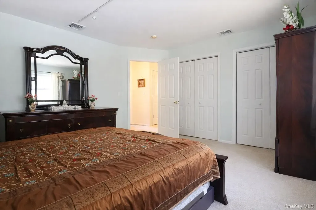 9 Mount Ridge Court Monroe NY 10950