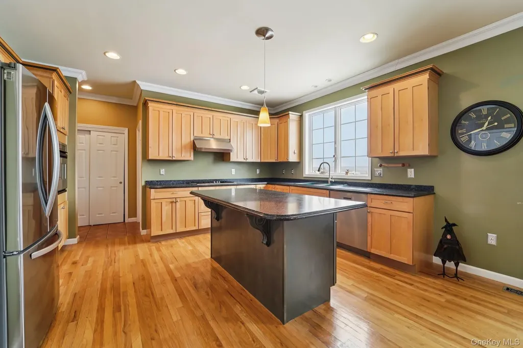32 Mansion Ridge Boulevard Monroe NY 10950