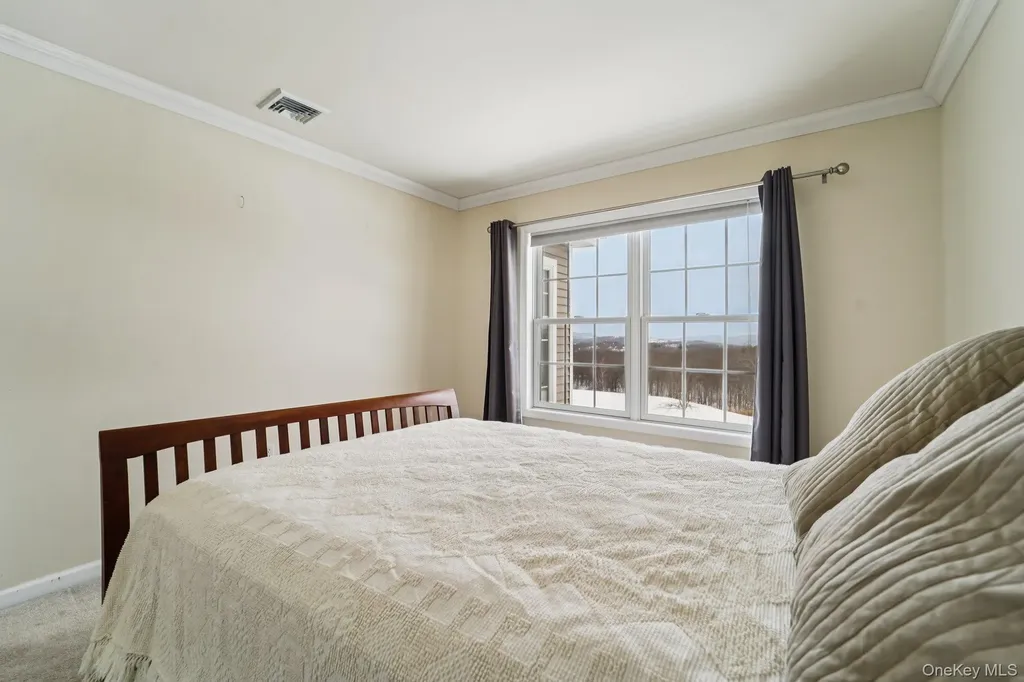 32 Mansion Ridge Boulevard Monroe NY 10950