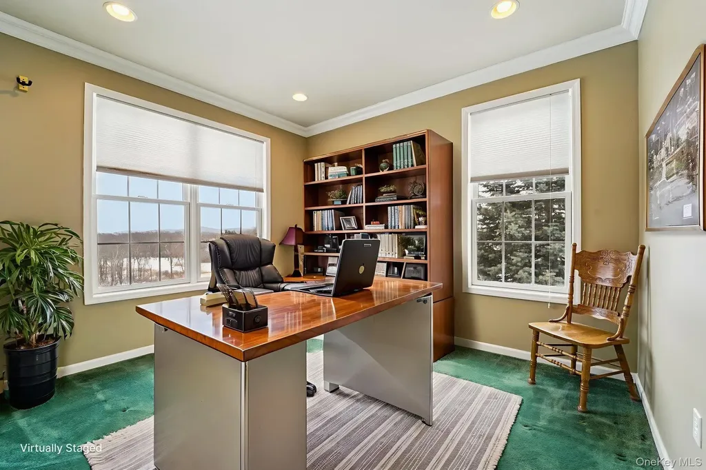 32 Mansion Ridge Boulevard Monroe NY 10950