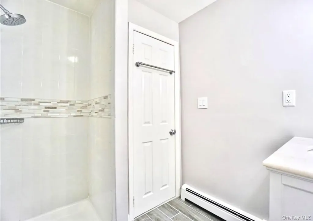 1084 E 73rd Street Brooklyn NY 11234