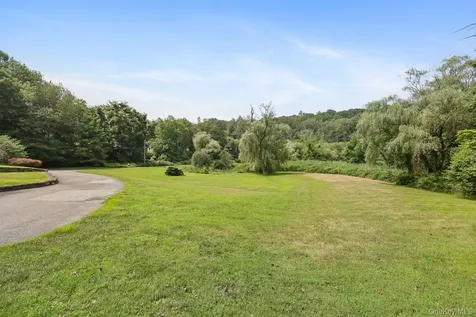 777 Armonk Road Mount Kisco NY 10549