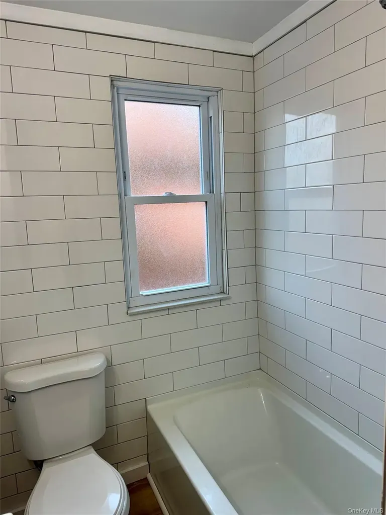 39 Innis Avenue Poughkeepsie NY 12601