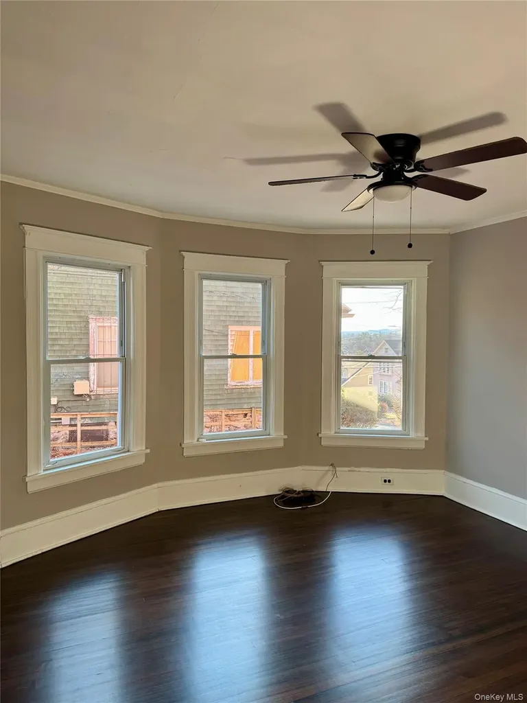 39 Innis Avenue Poughkeepsie NY 12601