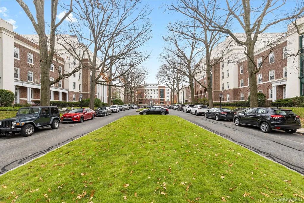 10 Brooklands Bronxville NY 10708