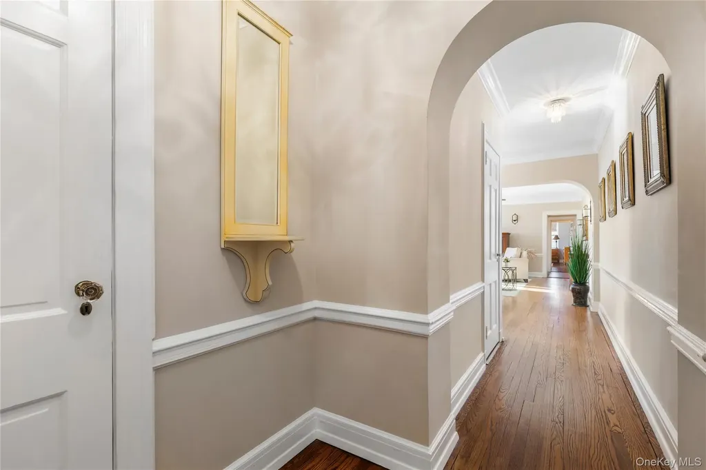 10 Brooklands Bronxville NY 10708