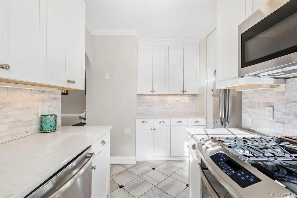 10 Brooklands Bronxville NY 10708
