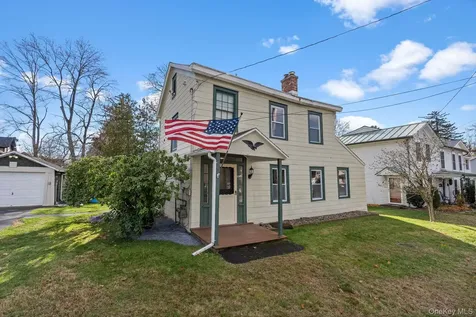 10 Albertson Street Hyde Park NY 12538