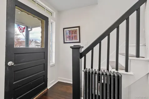 10 Albertson Street Hyde Park NY 12538