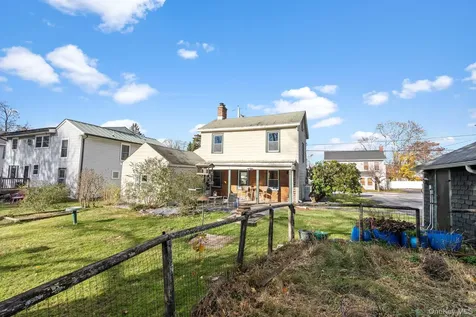 10 Albertson Street Hyde Park NY 12538