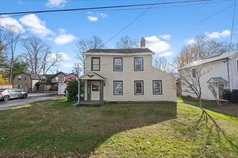 10 Albertson Street Hyde Park NY 12538