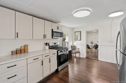 10 Albertson Street Hyde Park NY 12538