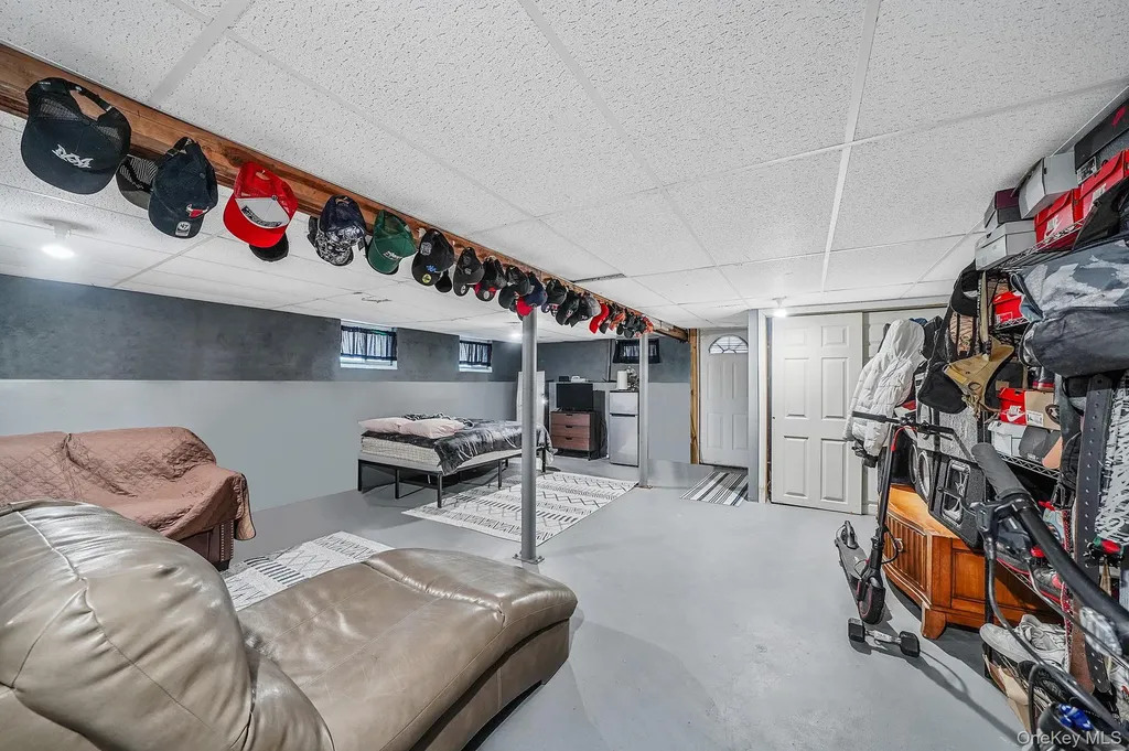 26 Neptune Road Rocky Point NY 11778