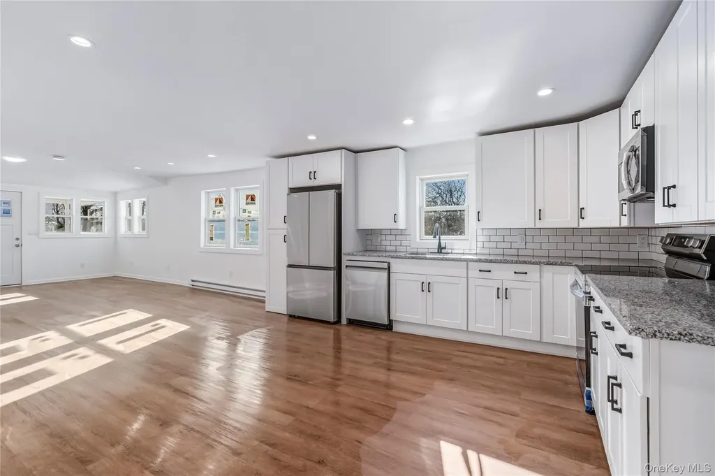 450 Munsell Road East Patchogue NY 11772