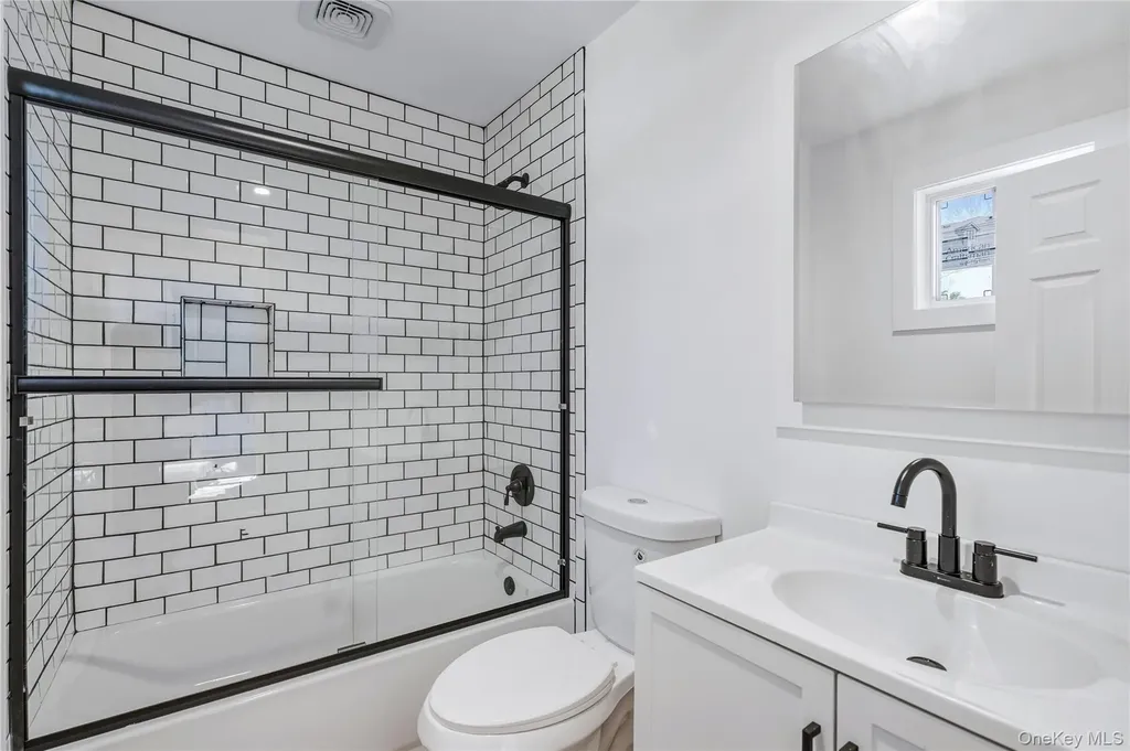450 Munsell Road East Patchogue NY 11772