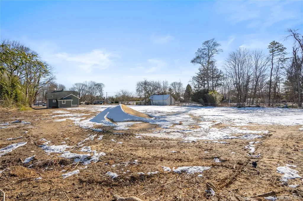 450 Munsell Road East Patchogue NY 11772