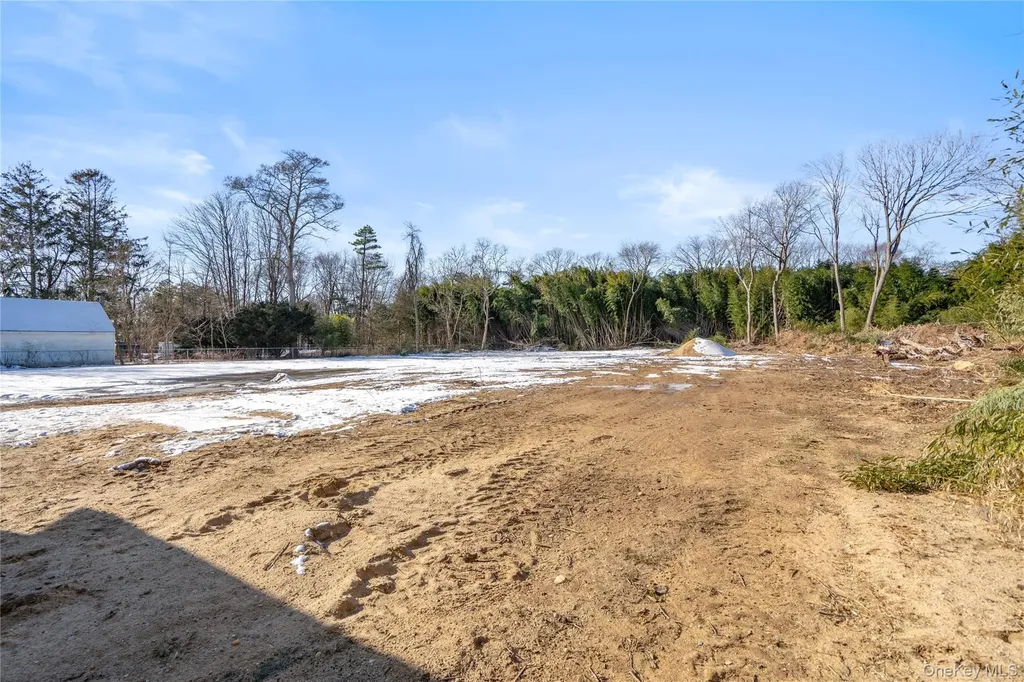 450 Munsell Road East Patchogue NY 11772