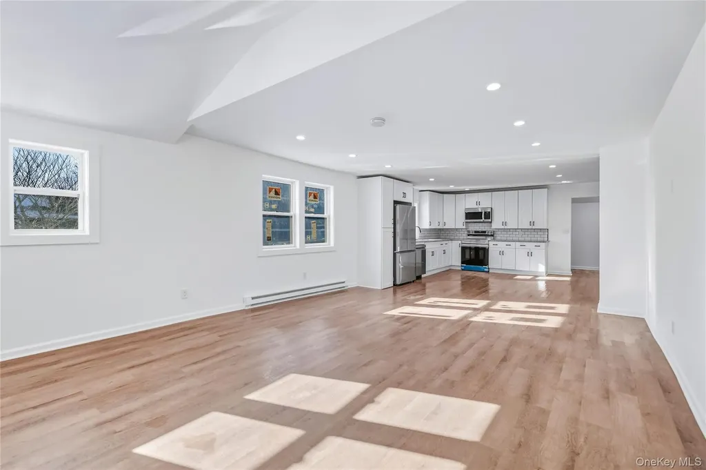 450 Munsell Road East Patchogue NY 11772