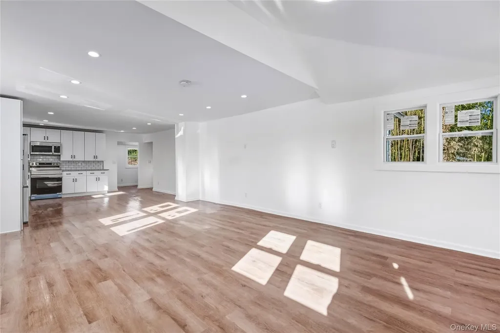 450 Munsell Road East Patchogue NY 11772