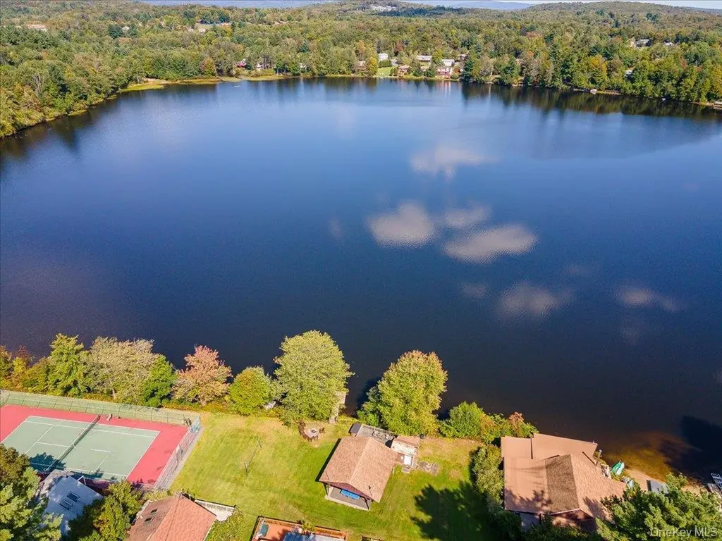 1192 State Route 52 Loch Sheldrake NY 12759