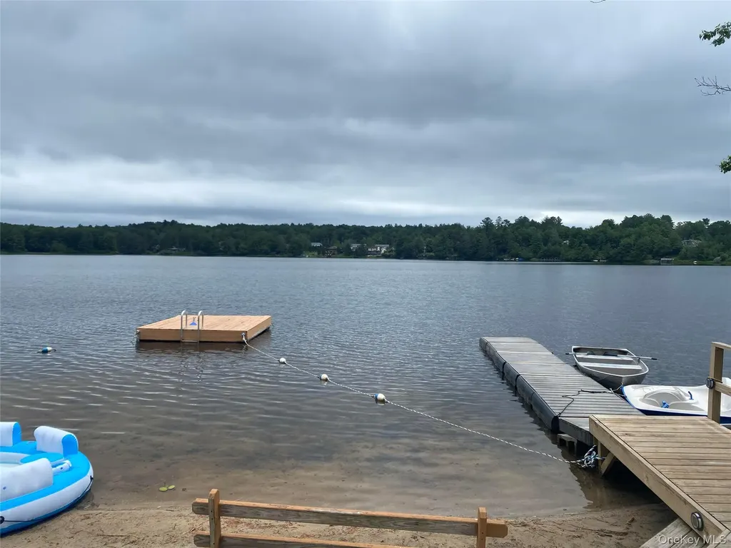 1192 State Route 52 Loch Sheldrake NY 12759
