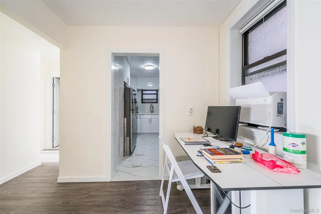 143-36 Barclay Avenue Flushing NY 11355