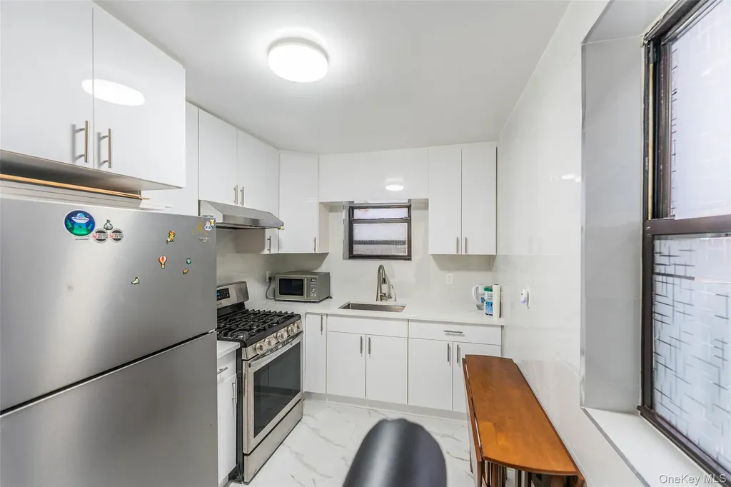 143-36 Barclay Avenue Flushing NY 11355