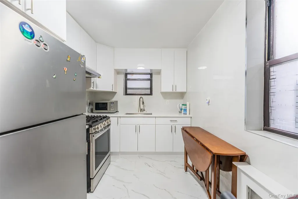143-36 Barclay Avenue Flushing NY 11355