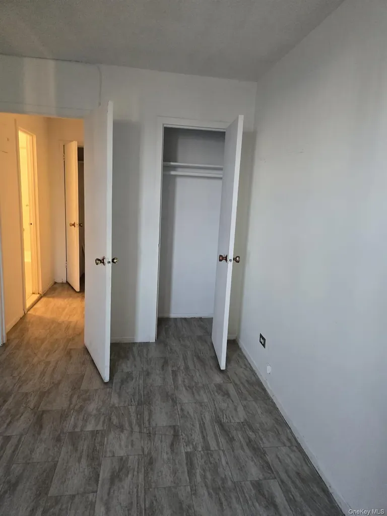 2550 Olinville Avenue Bronx NY 10467