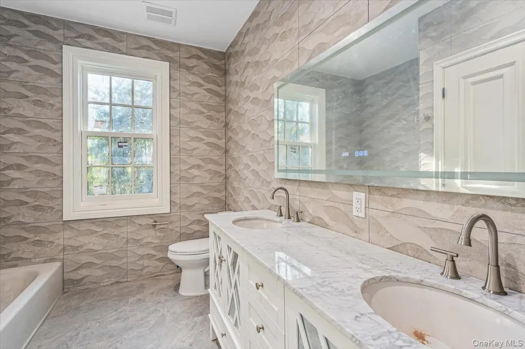 233-17 38th Drive Douglaston NY 11363