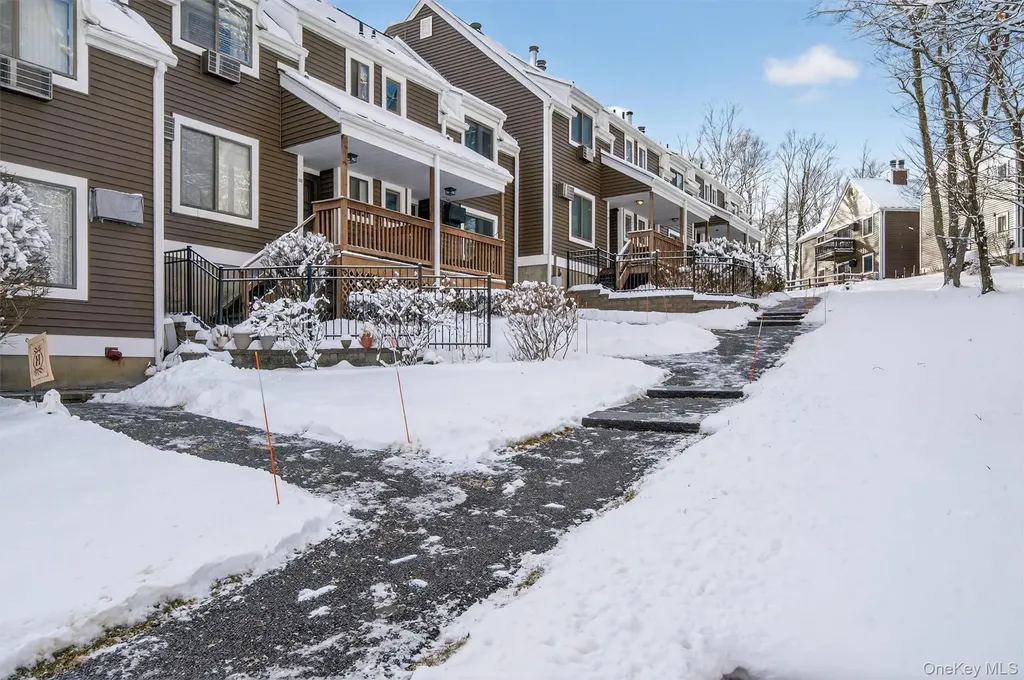3 Heritage Drive Harriman NY 10926