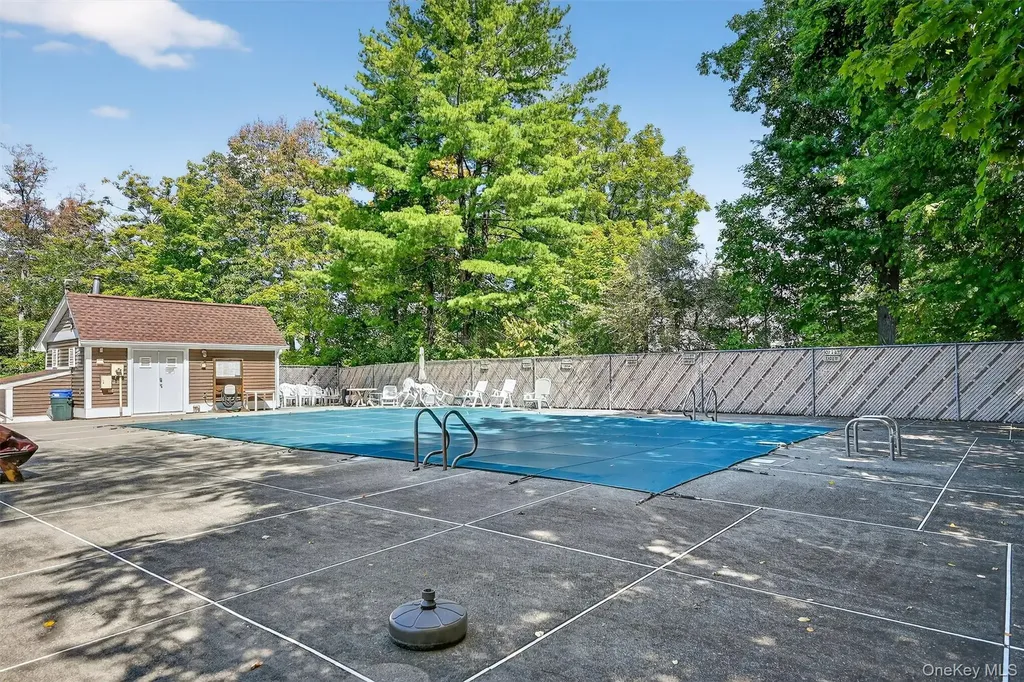 3 Heritage Drive Harriman NY 10926
