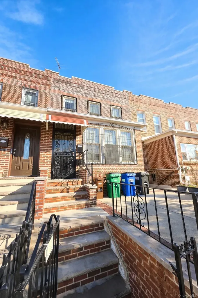 35-03 24th Avenue Astoria NY 11103