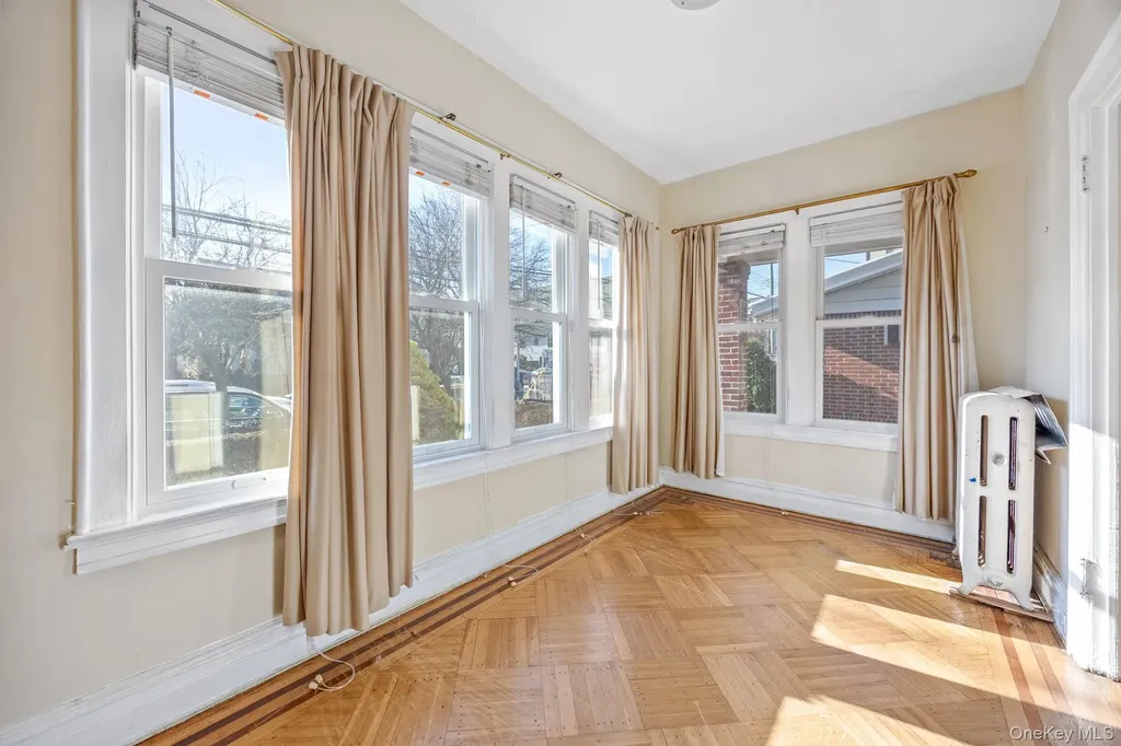 2109 Avenue R Brooklyn NY 11229